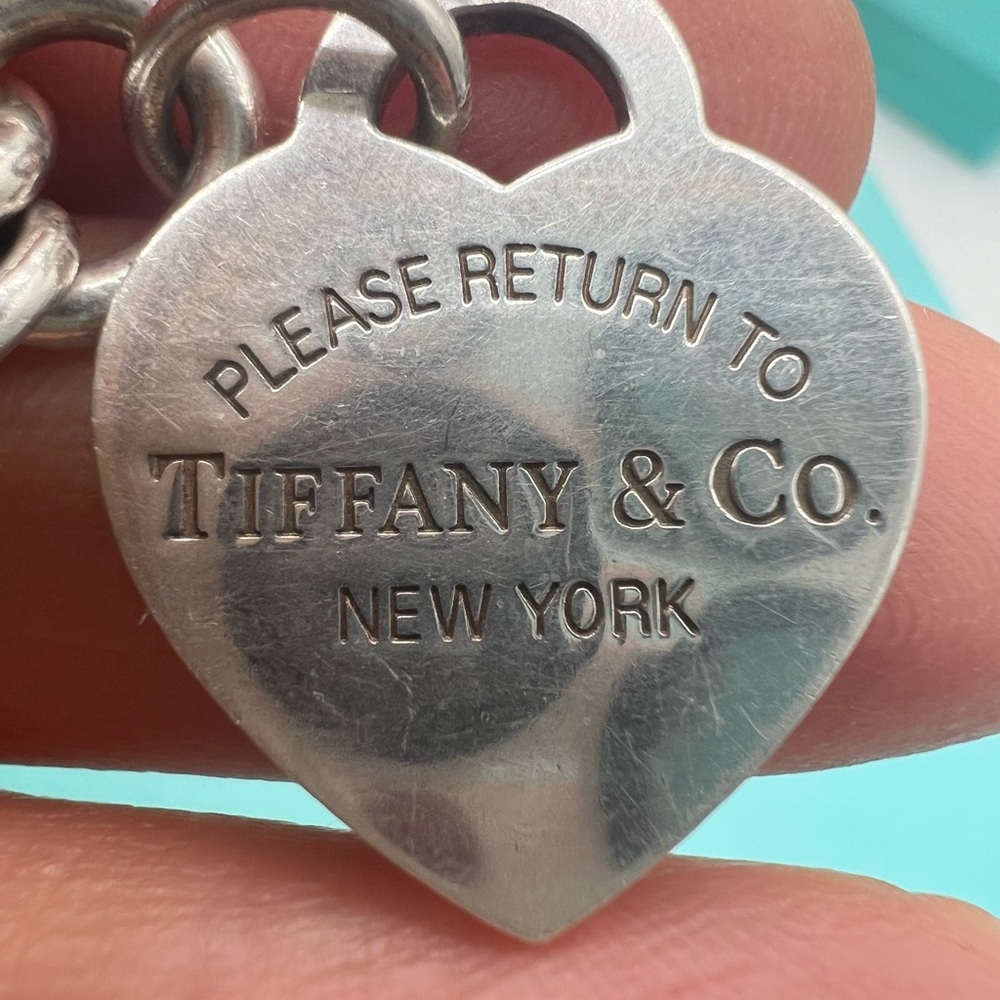 🔴Authentic TIFFANY & CO Sterling Silver RTT Heart Tag Charm Link Bracelet🔴 - Picture 4 of 10